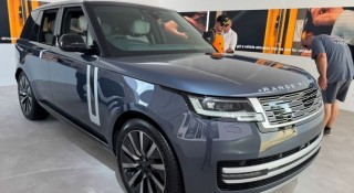 Cận cảnh Range Rover Electric: SUV điện có thể đi hơn 483 km/sạc, lội nước sâu 900 mm